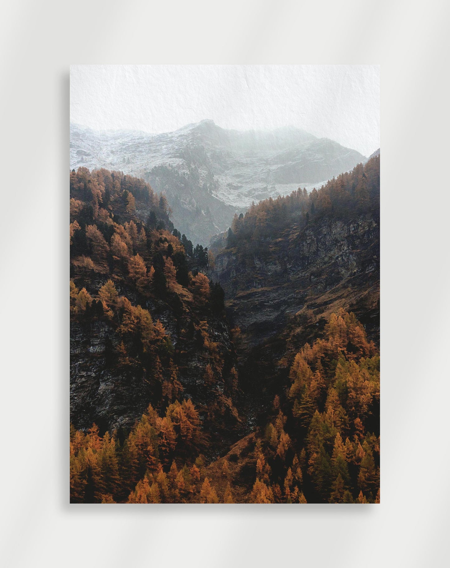 Snöigt berg Poster