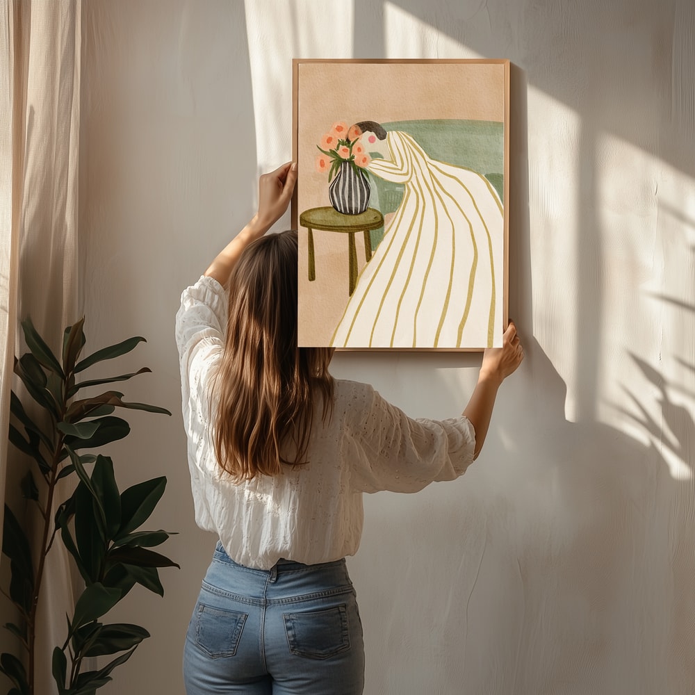 Kvinna som beundrar blommor Poster