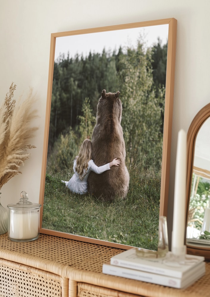 Fridfull Skogsomfamning Poster