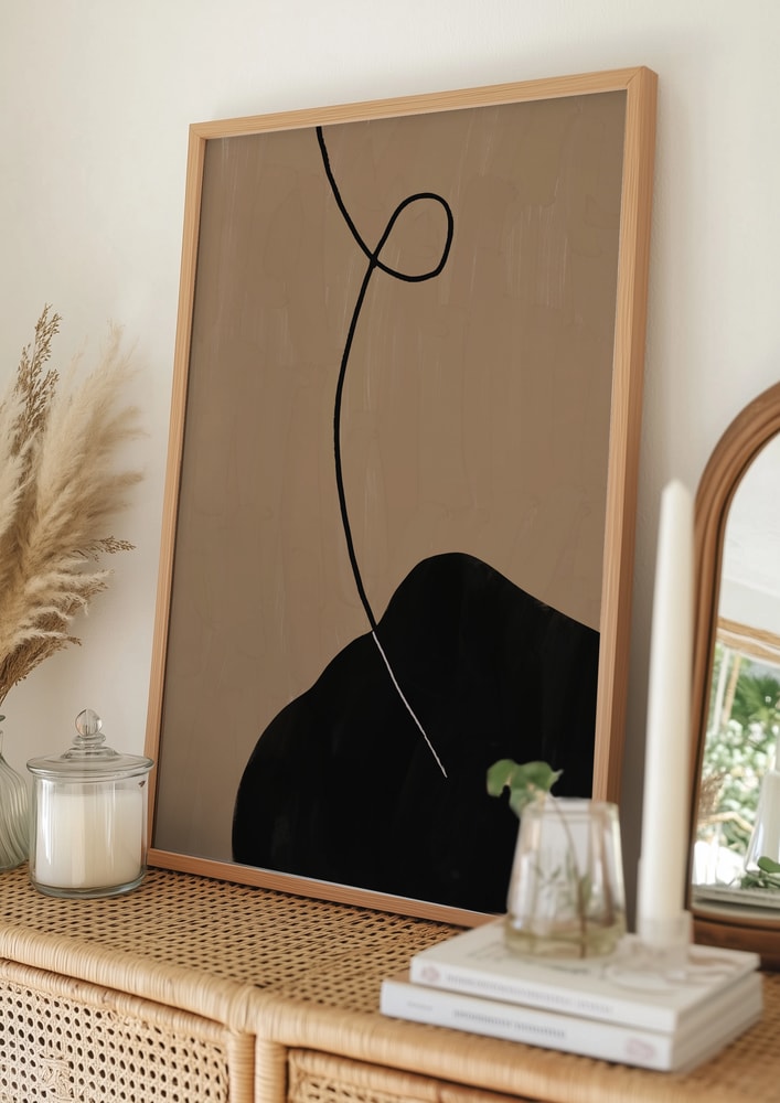 Minimalistisches Poster mit schwarzer Kurve