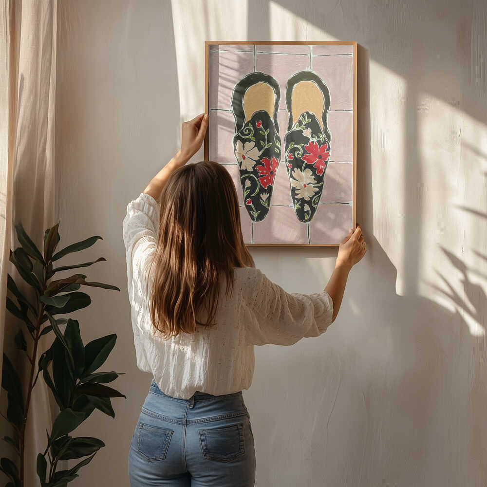 Plakat: Elegante Blomsterhjemmesko